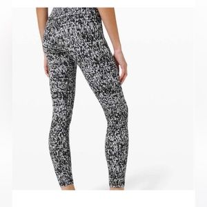 Lululemon Align II 25” - Like New